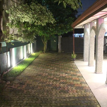 Villaflorence Kadawatha Exteriér fotografie